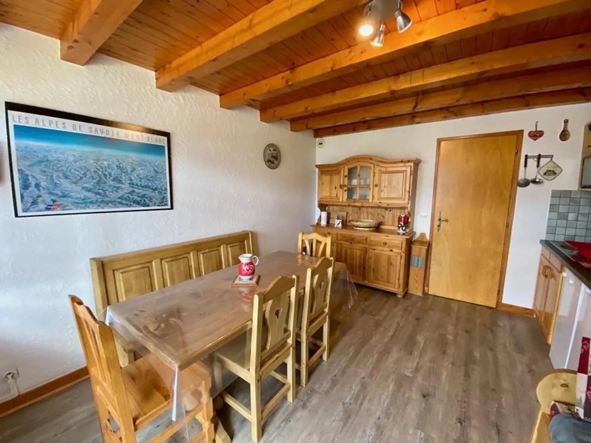 Apartment Appartement 4 Pers, Proche Station, Balcon Ouest, Parking Couvert - Crest-Voland - Fr-1-733-73